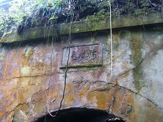 edebdbc5-s.jpg